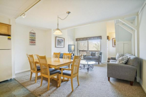 Three bedroom condo, Ski home Whiffletree E7